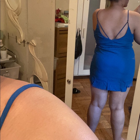 Dress - Picture 7 of 8